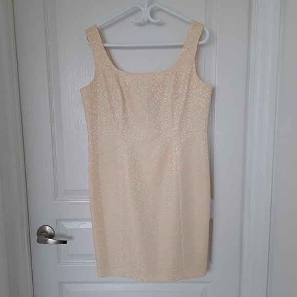 JS Collections Elegant Dress With Jacket Set Size 12 Petites - Picture 9 of 12